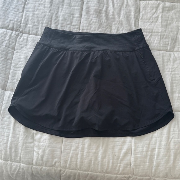 Outdoor Voices Dresses & Skirts - Outdoor Voices black activewear skort